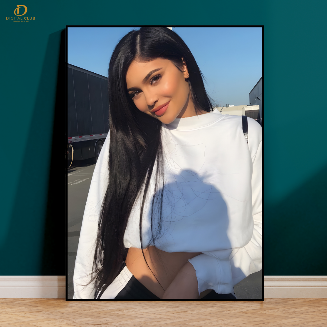 Kylie Jenner - Celebrity - Premium Wall Art